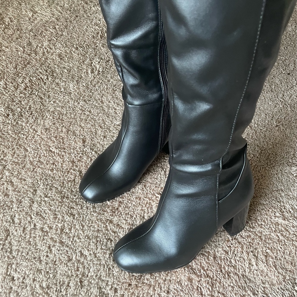 Gingpin Black Leather Boots knee high
